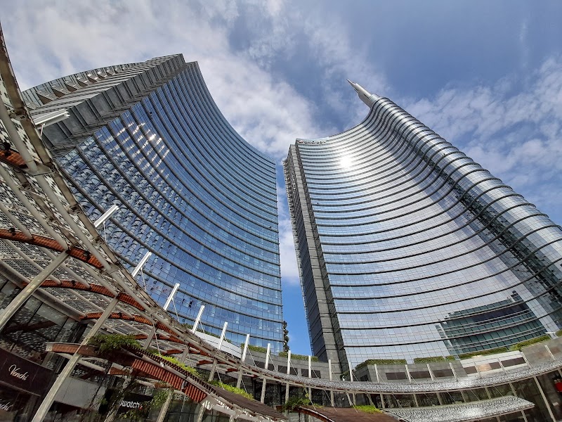 Piazza Gae Aulenti