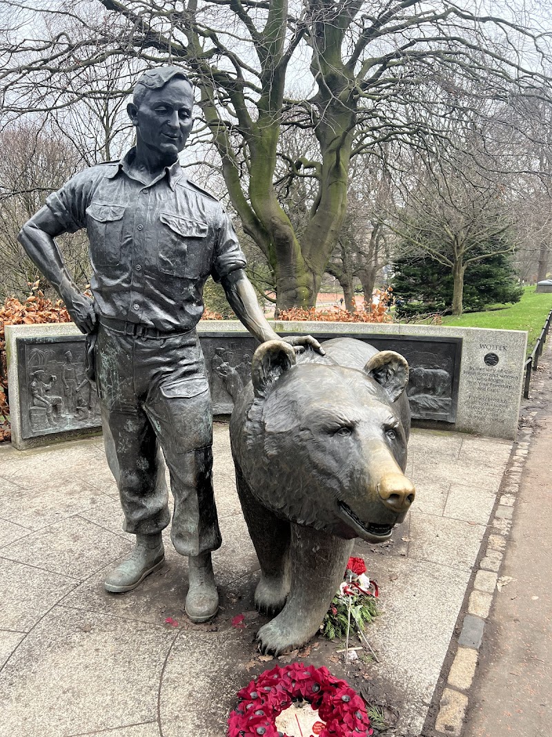 Wojtek the Soldier Bear Memorial