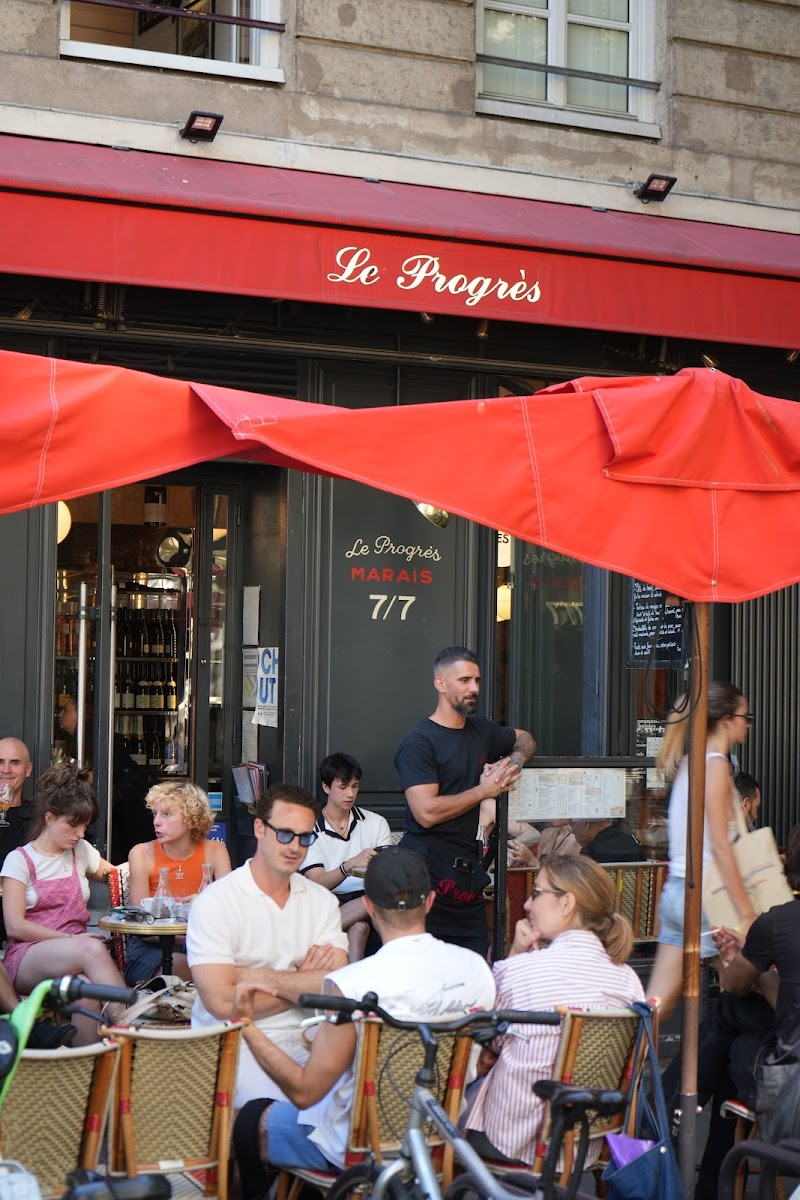Le Progrès