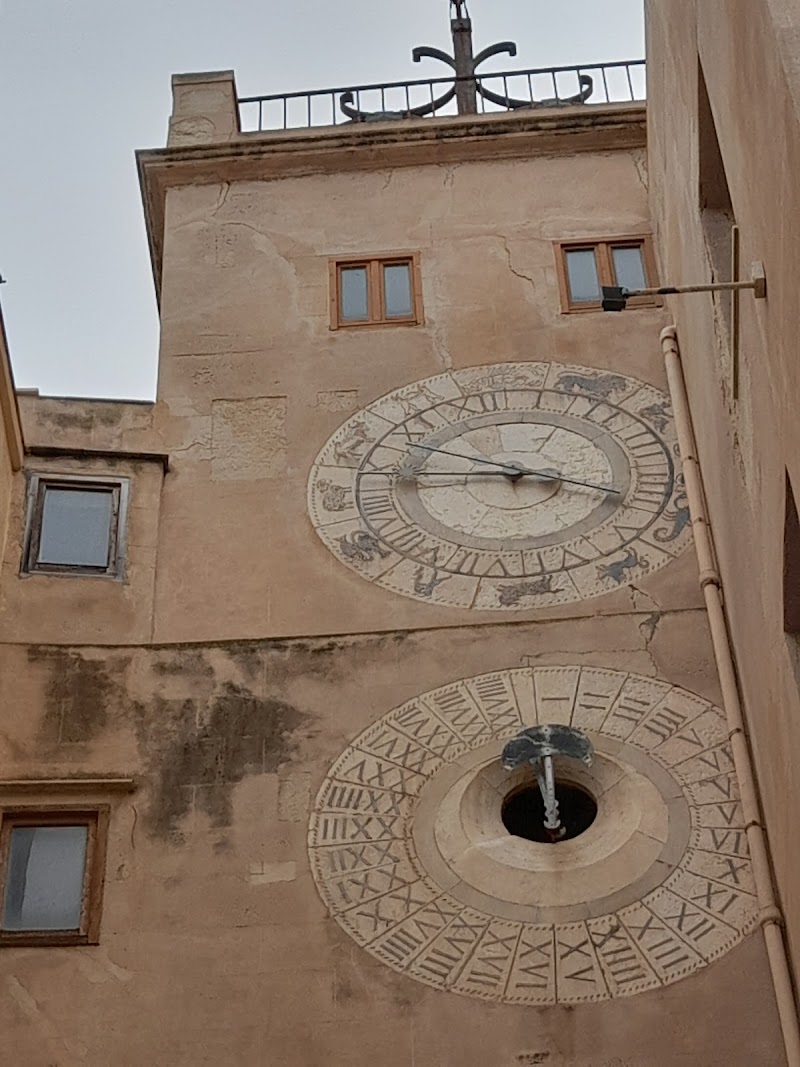 Porta Oscura - Torre dell'Orologio