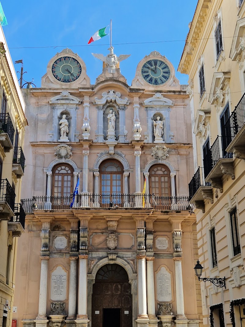 Palazzo Senatorio (Palazzo Cavarretta)